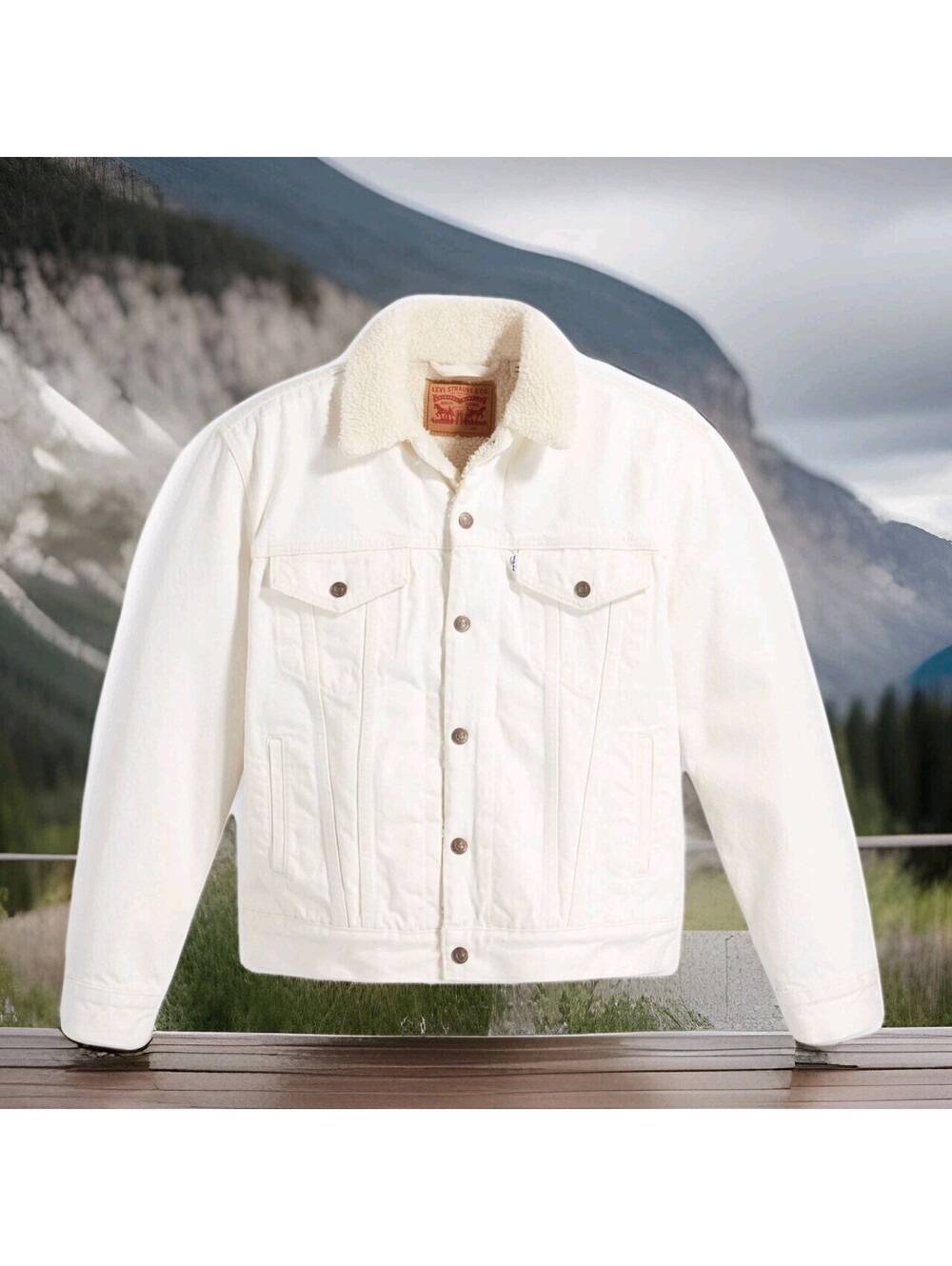Classic Levi’s Sherpa Lined White Denim Cotton Trucker Jean Jacket Womens XS X-S